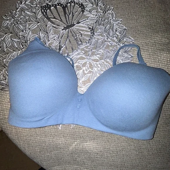 Victoria's Secret Padded Seamless Bra - Dusty Blue - Picture 1 of 8